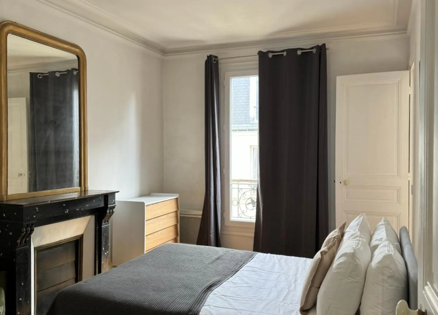 Tour Eiffel 120 M2