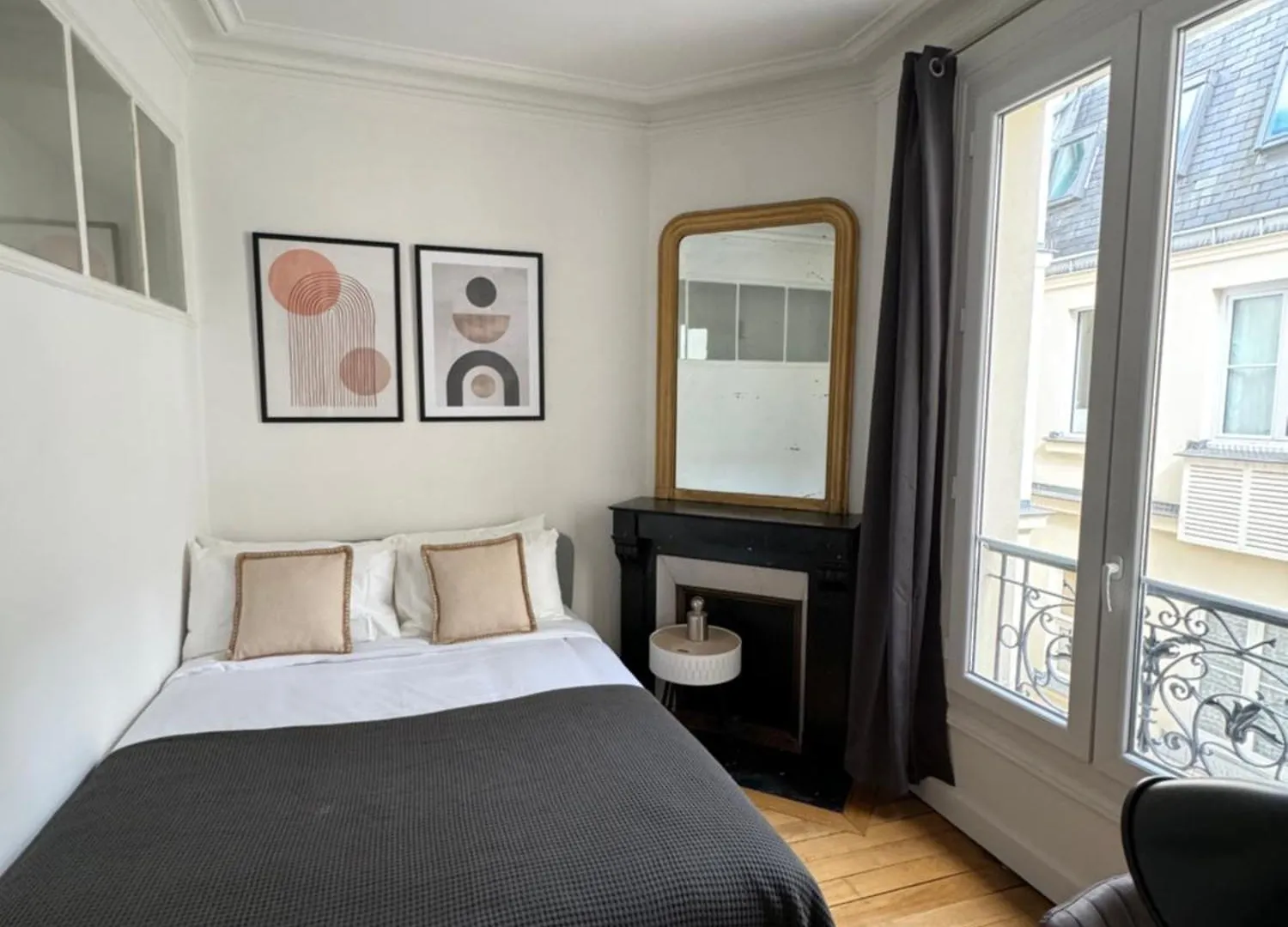 Tour Eiffel 120 M2