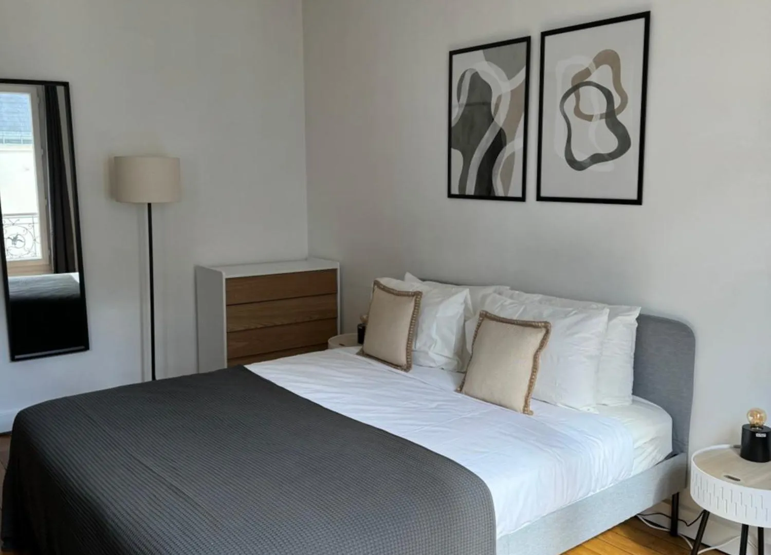 Tour Eiffel 120 M2